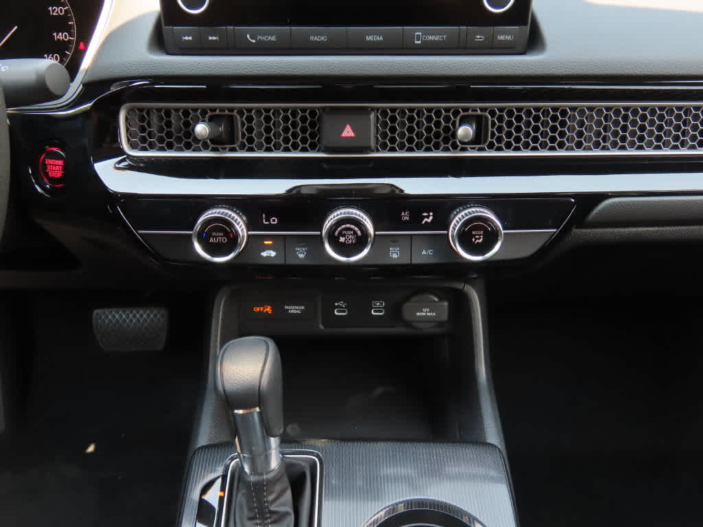 Honda Civic LX 2027