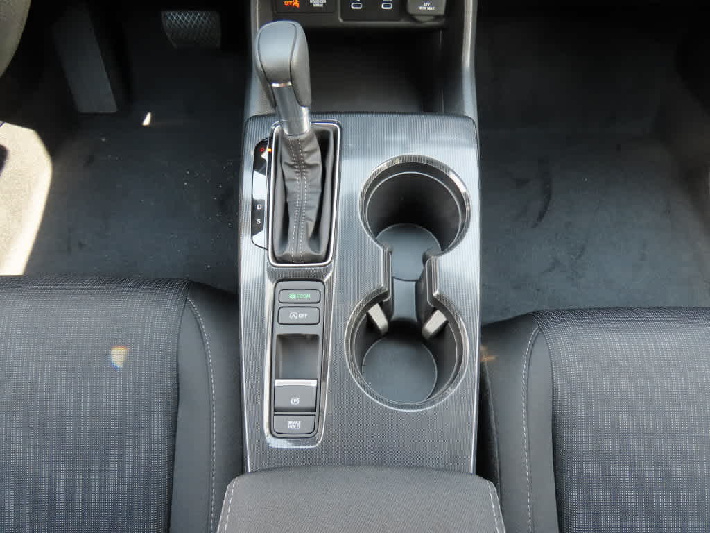 Honda Civic LX 2027