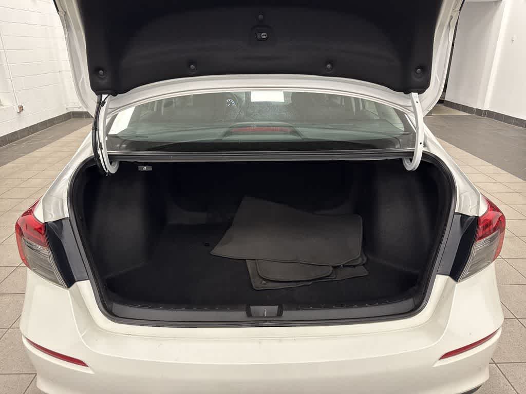 Honda Civic LX 2023