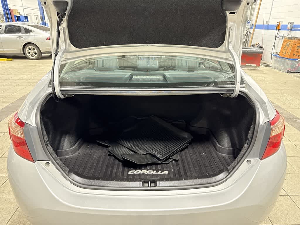 Toyota Corolla L 2019