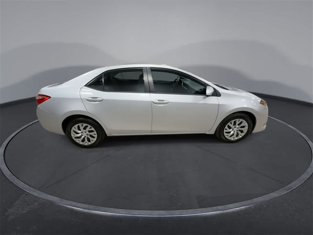 Toyota Corolla L 2019
