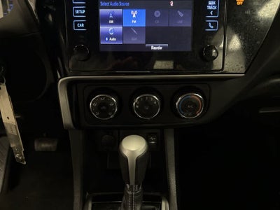 Toyota Corolla L de 2017