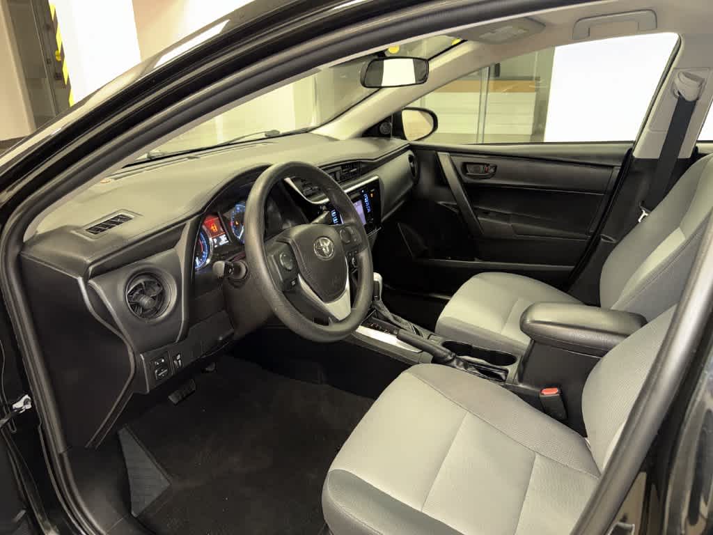 Toyota Corolla L de 2017