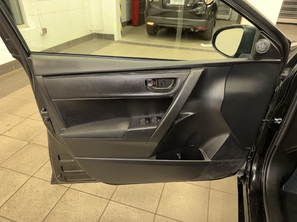 Toyota Corolla L de 2017