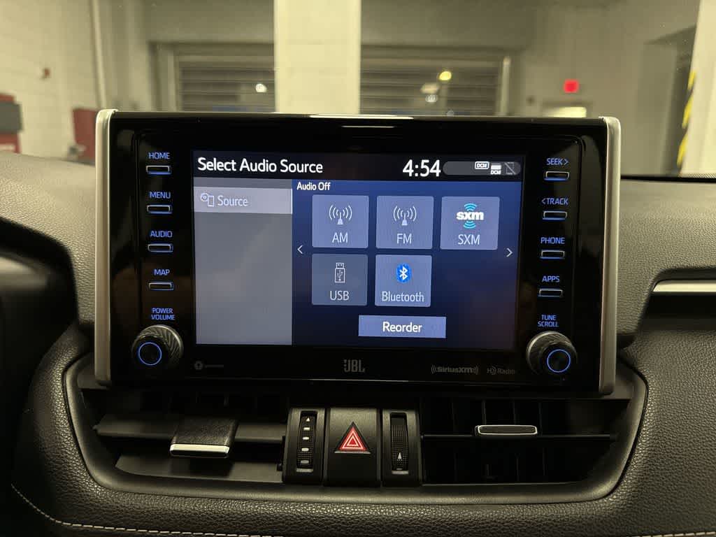 Toyota RAV4 XLE Premium 2021