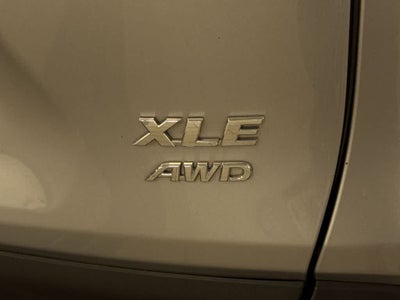 Toyota RAV4 XLE Premium 2021