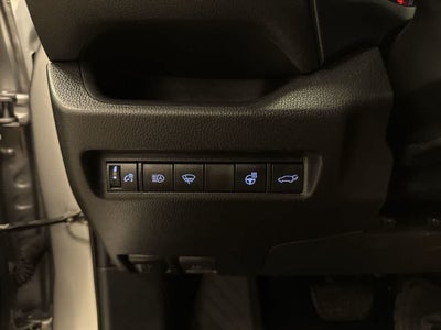 Toyota RAV4 XLE Premium 2021