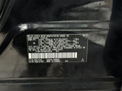 Toyota RAV4 4WD 4 puertas, 4 cilindros, transmisión automática de 4 velocidades (nacional) 2011