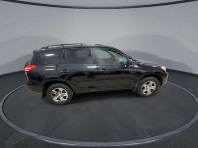 Toyota RAV4 4WD 4 puertas, 4 cilindros, transmisión automática de 4 velocidades (nacional) 2011