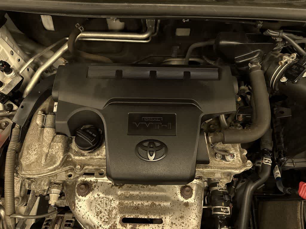 Toyota RAV4 LE 2015