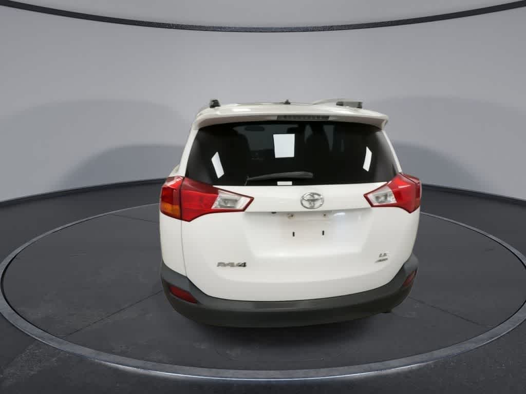 Toyota RAV4 LE 2015