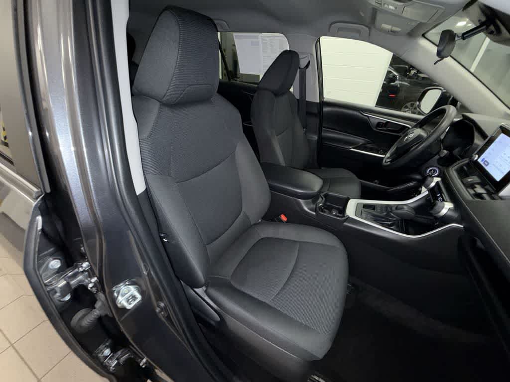 Toyota RAV4 LE 2023
