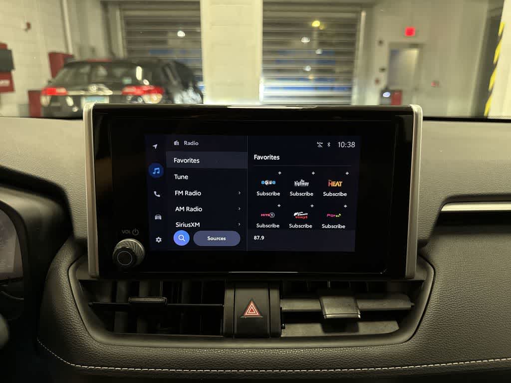 Toyota RAV4 LE 2023