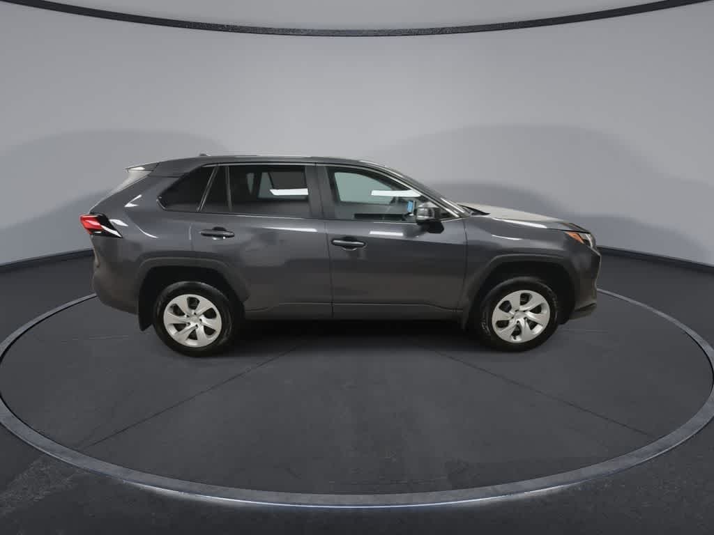 Toyota RAV4 LE 2023