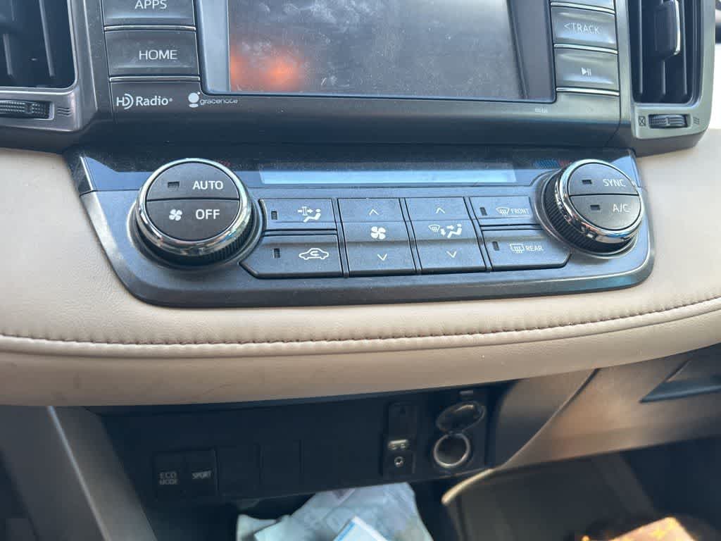 Toyota RAV4 XLE 2015