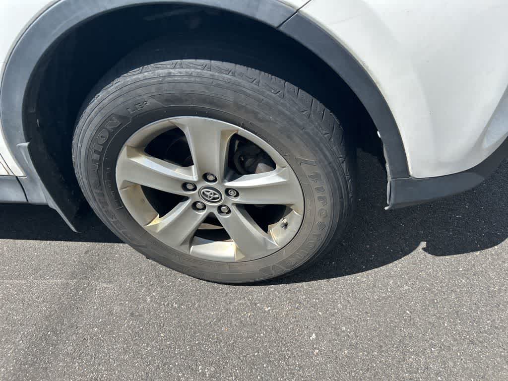 Toyota RAV4 XLE 2015