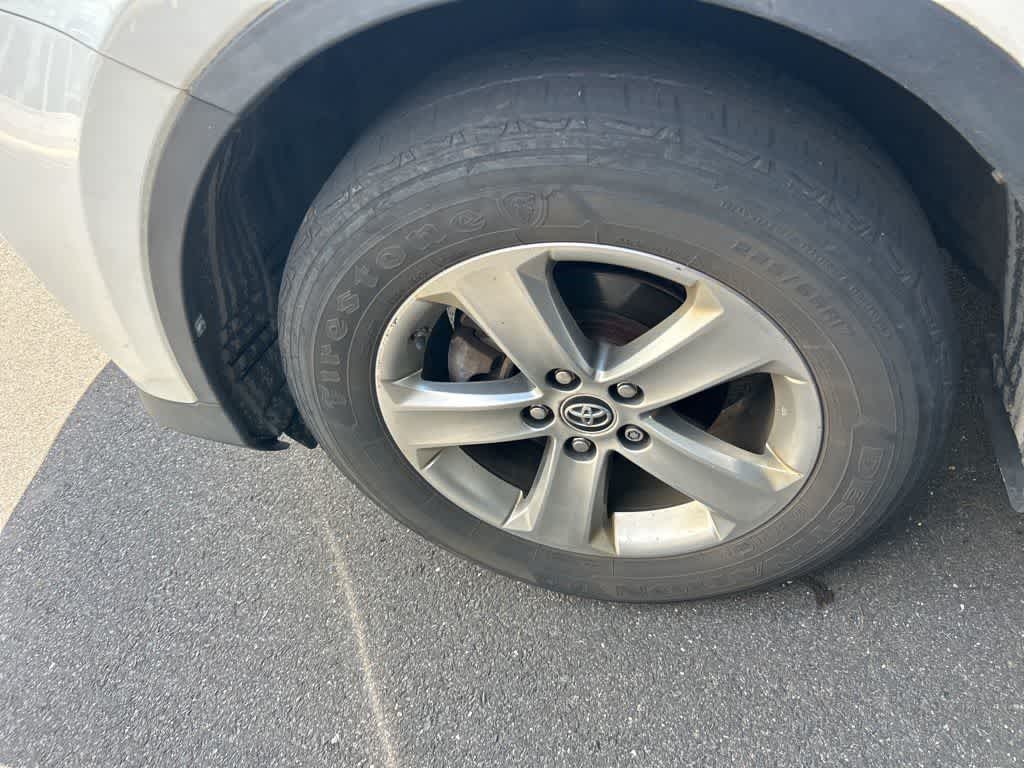 Toyota RAV4 XLE 2015
