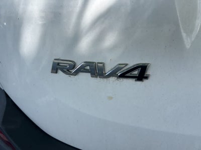 Toyota RAV4 XLE 2015