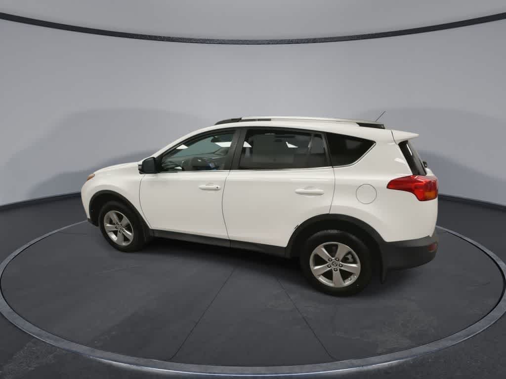 Toyota RAV4 XLE 2015