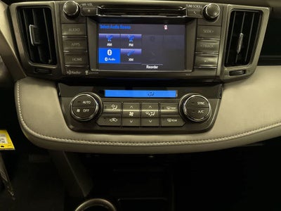 Toyota RAV4 XLE de 2014