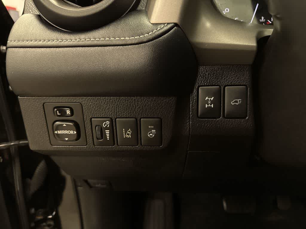 Toyota RAV4 Adventure 2018