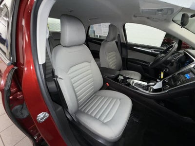 Ford Fusion S 2015