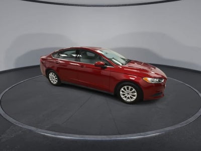 Ford Fusion S 2015
