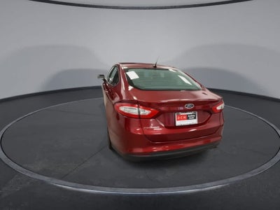 Ford Fusion S 2015