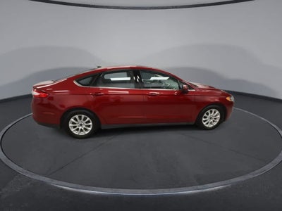 Ford Fusion S 2015