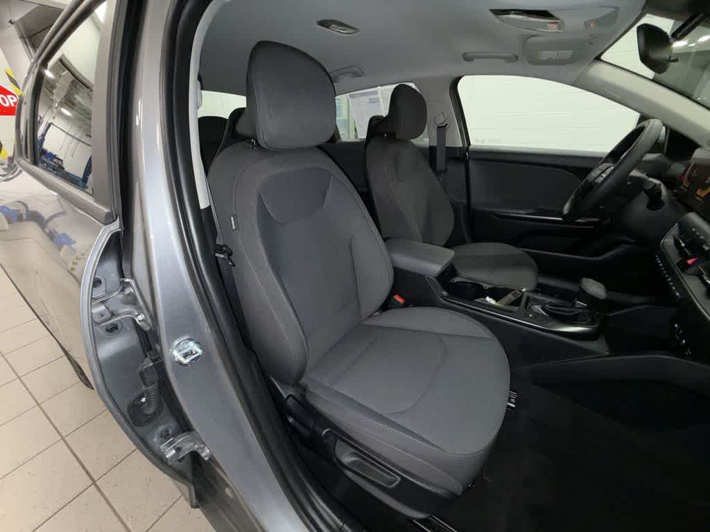 Kia K4 LXS 2025