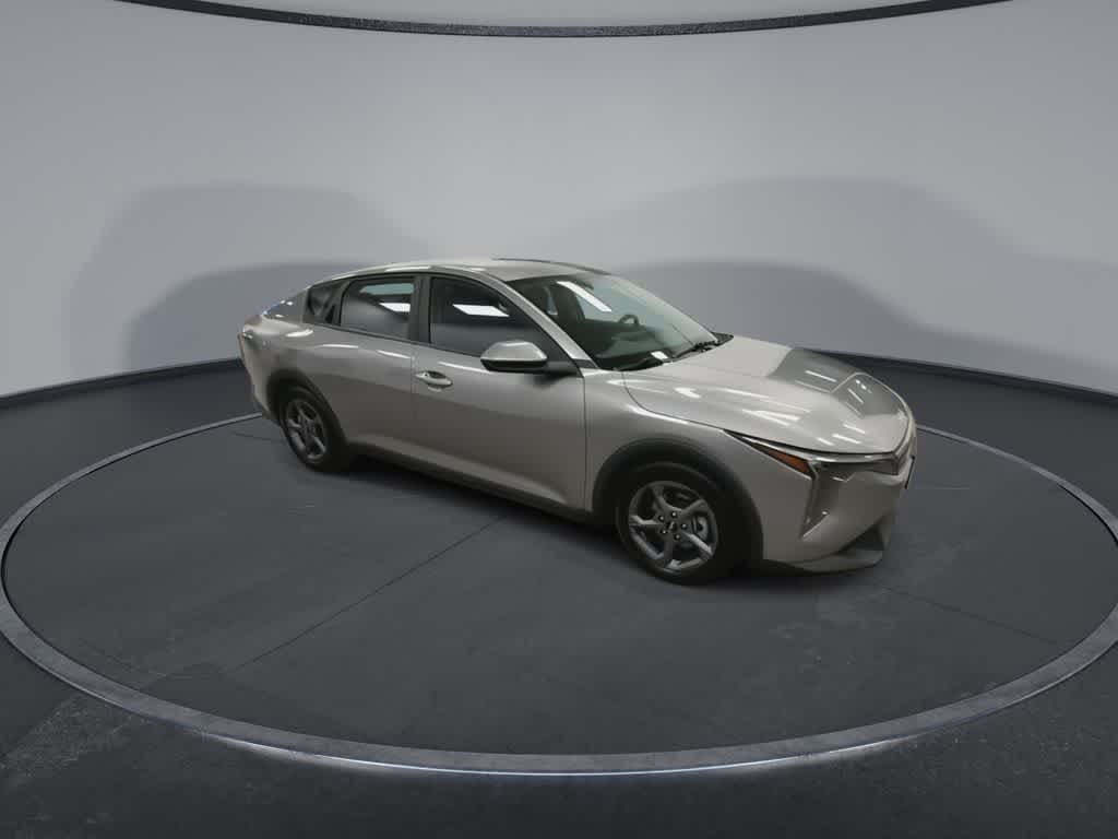 Kia K4 LXS 2025
