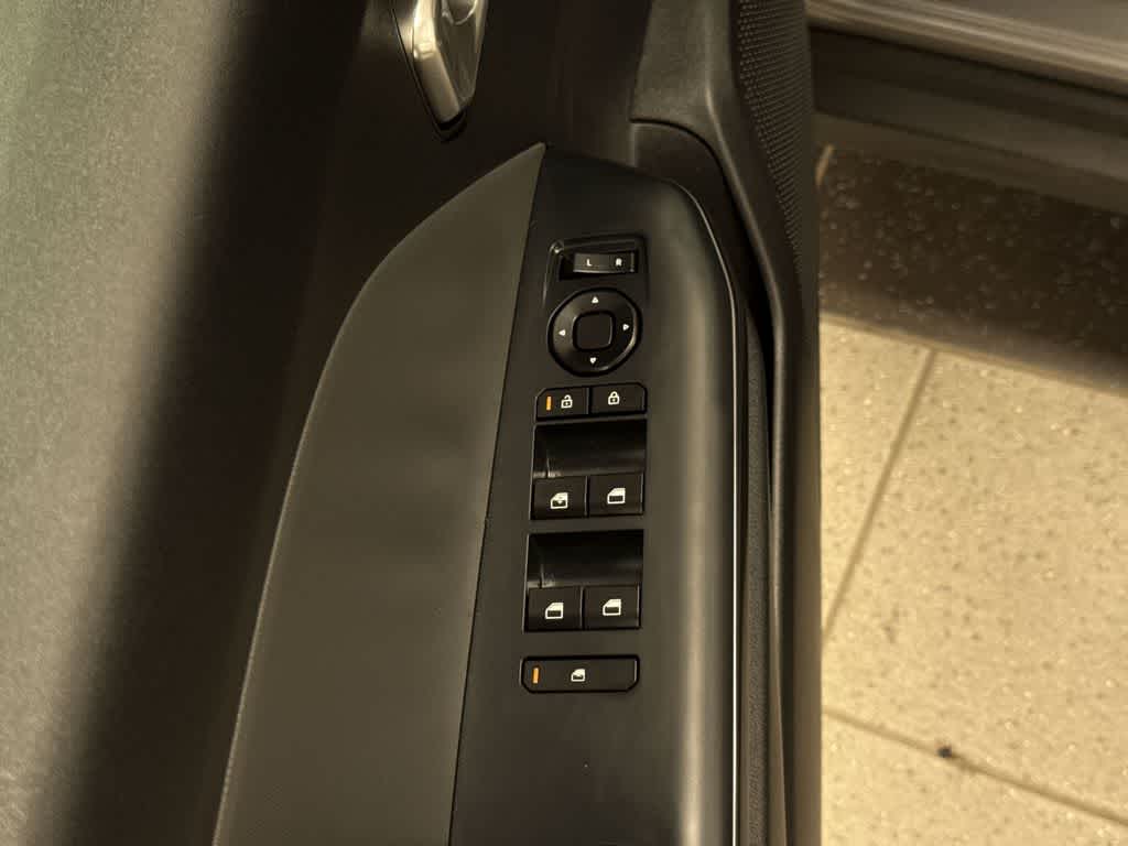 Kia K4 LXS 2025