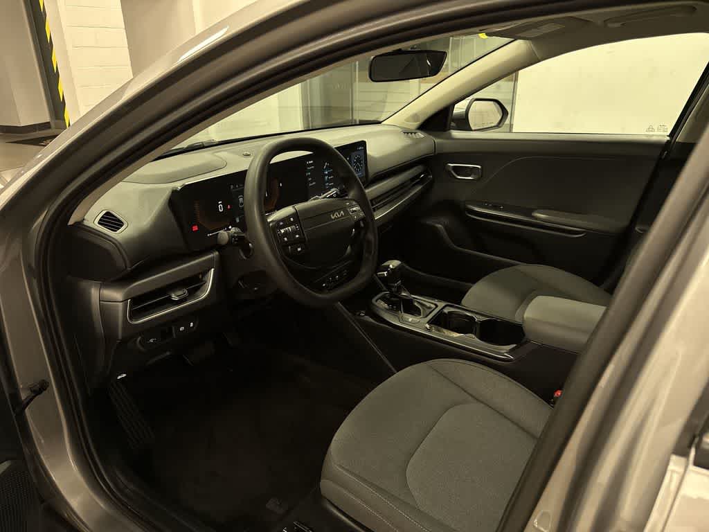 Kia K4 LXS 2025