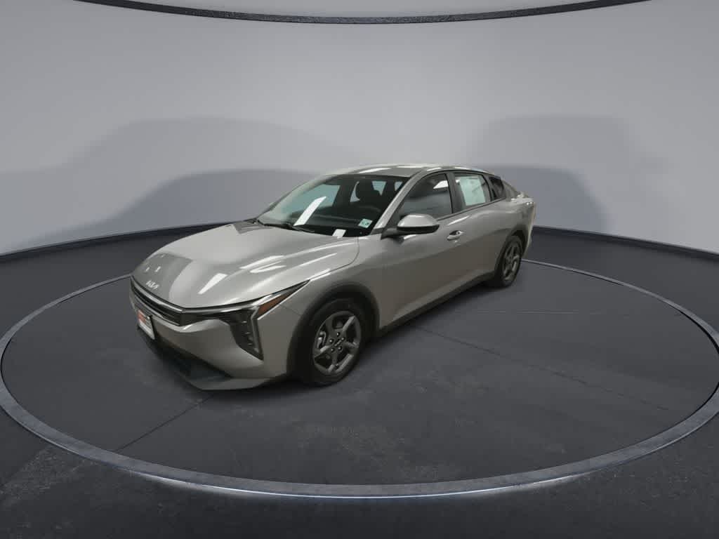 Kia K4 LXS 2025