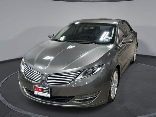 Lincoln MKZ de 4 puertas con tracción total, 2014