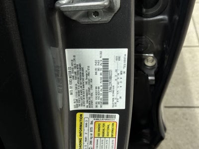 Lincoln MKZ de 4 puertas con tracción total, 2014