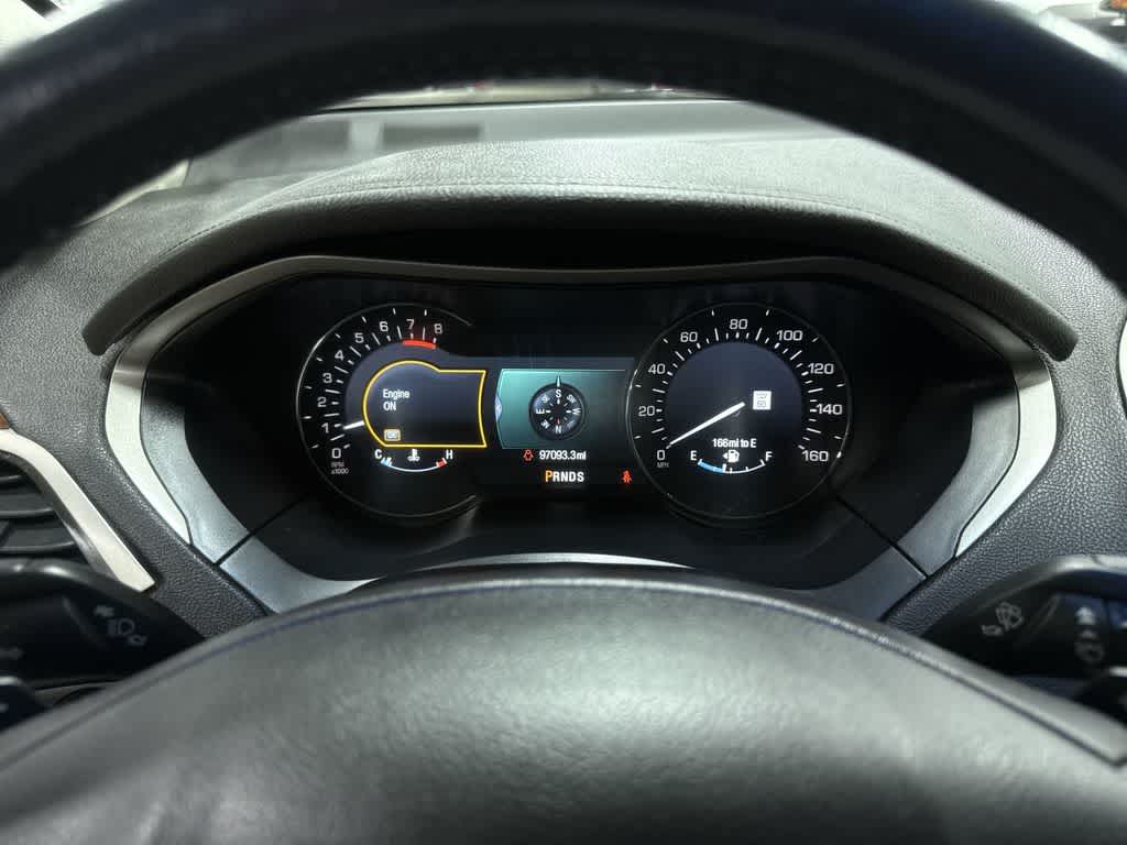 Lincoln MKZ de 4 puertas con tracción total, 2014