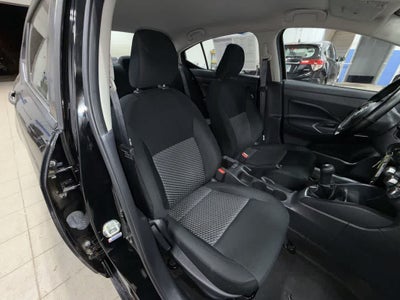 Nissan Versa S 2024