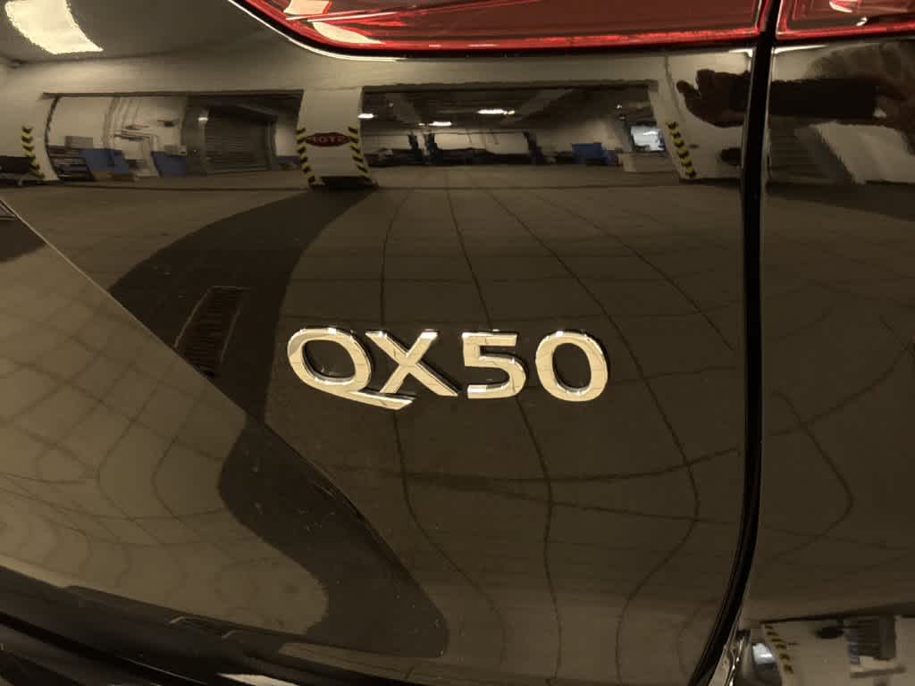 INFINITI QX50 LUXE 2023