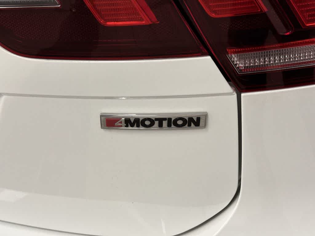 Volkswagen Tiguan SE R-Line Negro 2021