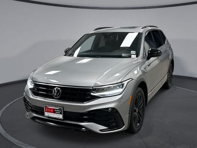 2022 Volkswagen Tiguan SE R-Line Black