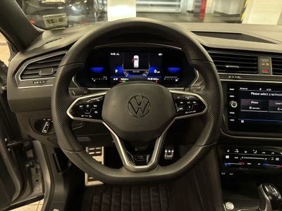 2022 Volkswagen Tiguan SE R-Line Black