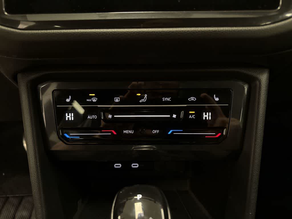 2022 Volkswagen Tiguan SE R-Line Black