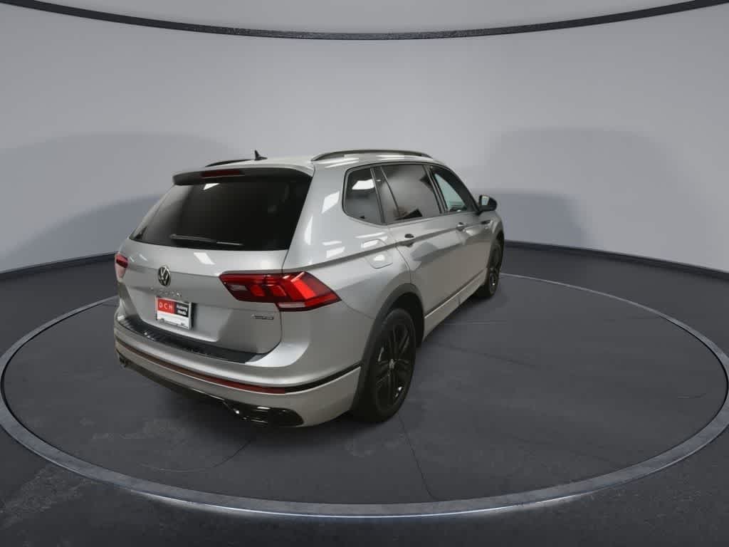 2022 Volkswagen Tiguan SE R-Line Black