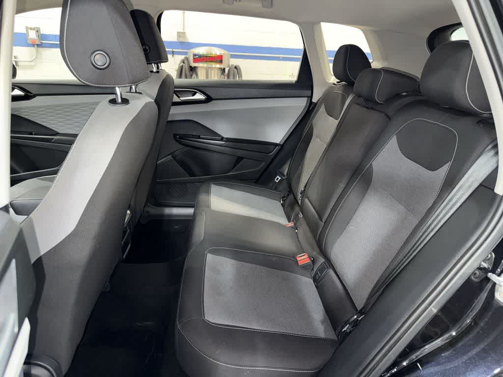 Volkswagen Taos S 2023