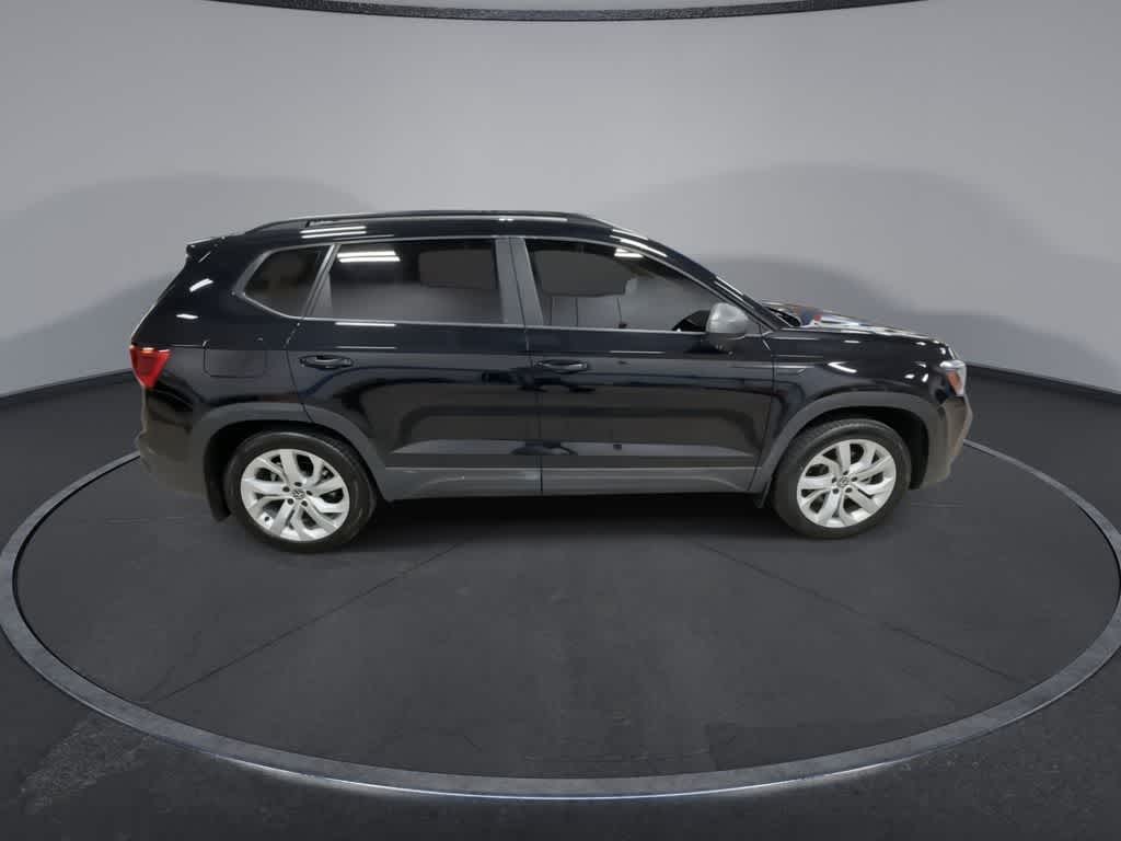 Volkswagen Taos S 2023