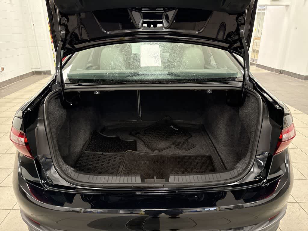 Volkswagen Jetta S 2024