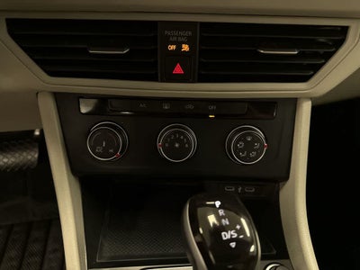 Volkswagen Jetta S 2024
