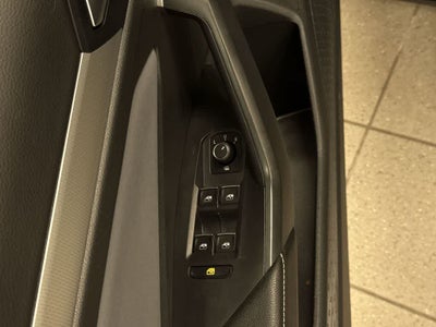 Volkswagen Jetta SE 2025