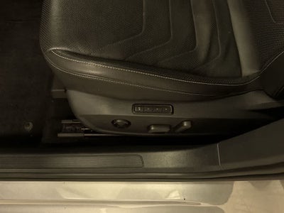 Volkswagen Jetta SEL Premium 2019